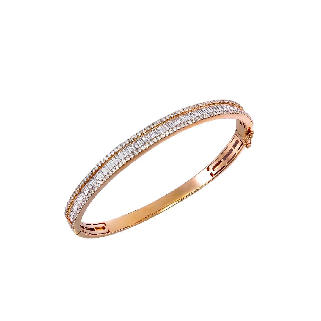 Classic Round-Baguette Bangle