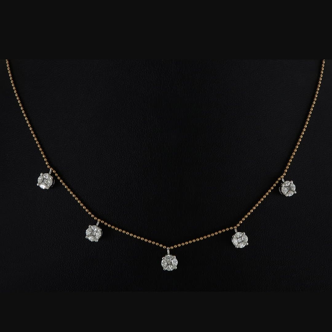 5 Cluster-fall Round Necklace